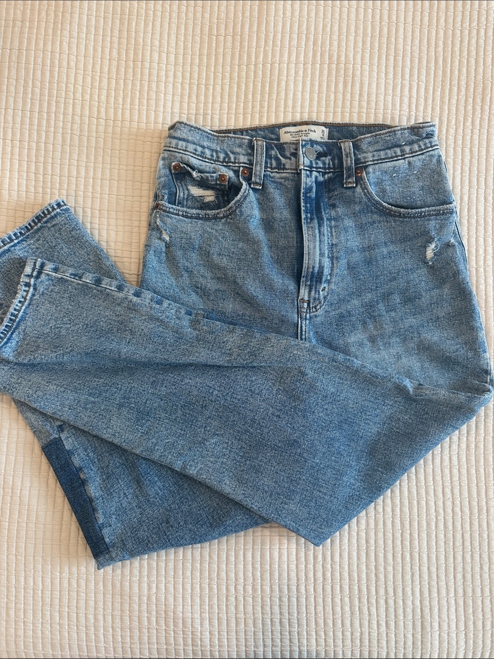 Abercrombie & Fitch Women's Medium Blue High-Rise Ankle Straight Jeans